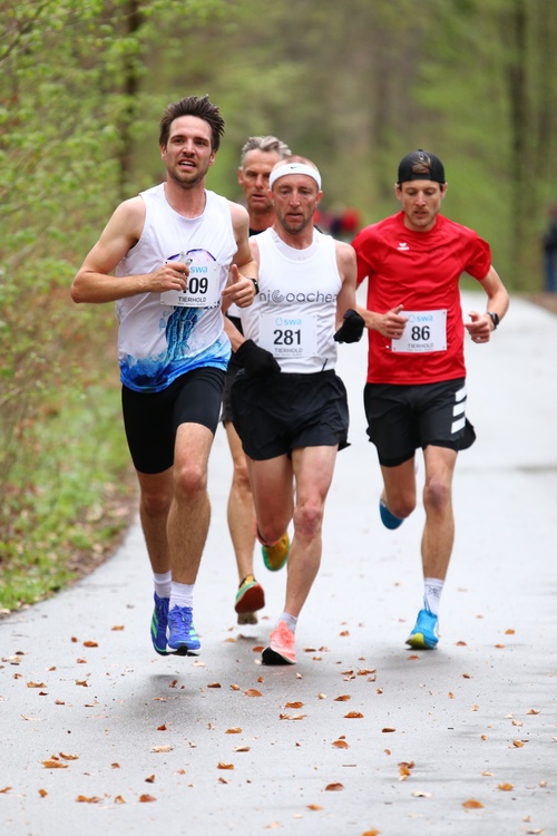 Running with the pack at the beginning
